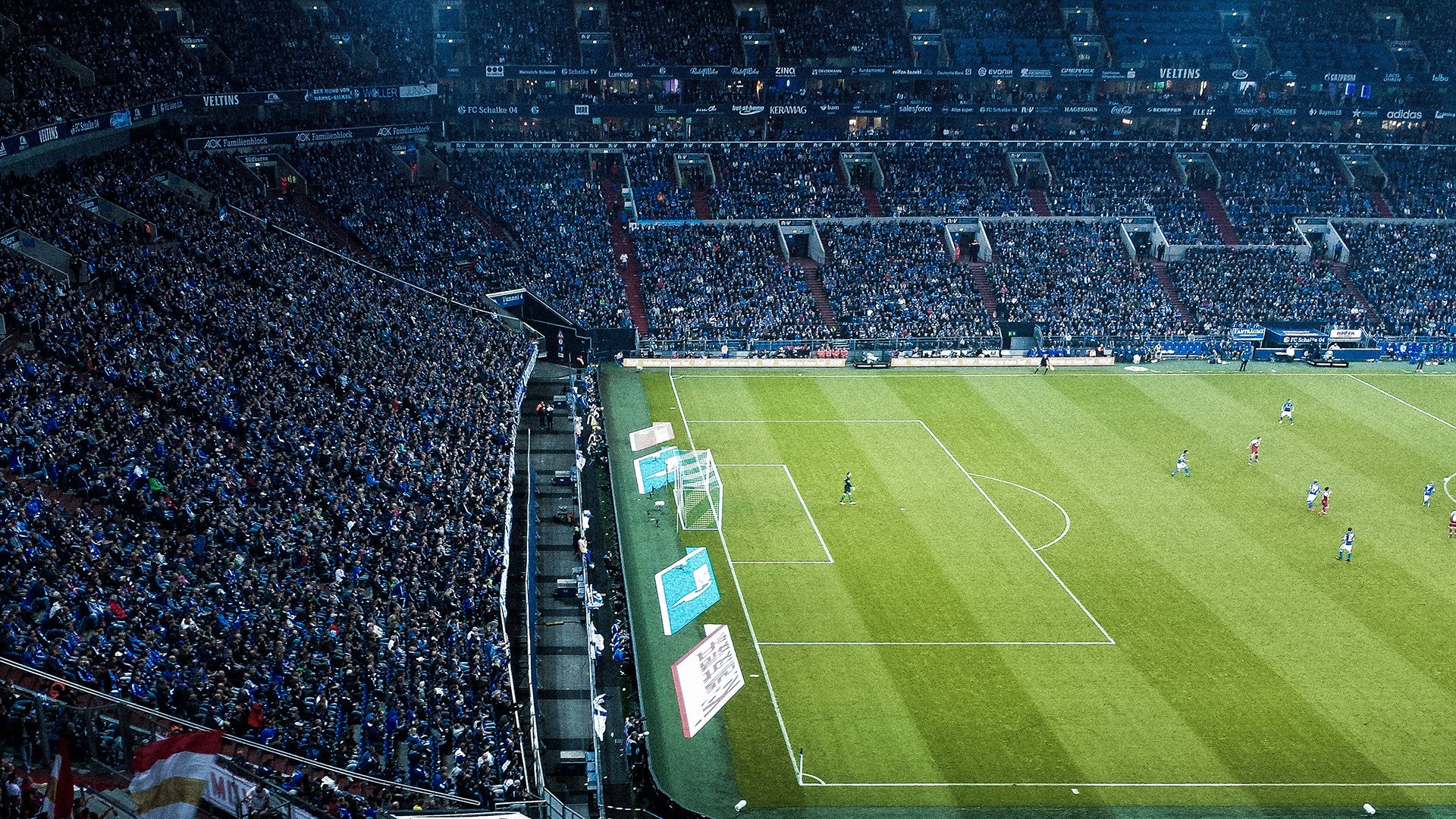 欧冠八强首回合：尤文1比1巴黎 姆巴佩单刀被什琴斯尼用脚化解